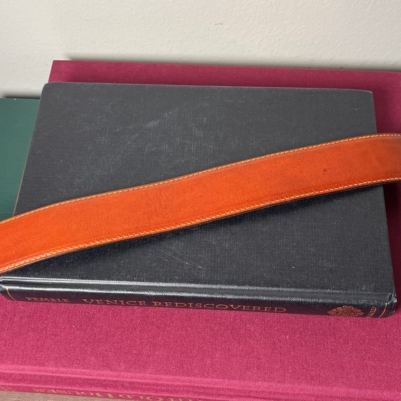 John Weitz Cognac Old English Cashmere Glove Tanned‎ Leather Men's Belt Sz 40 - Picture 6 of 11